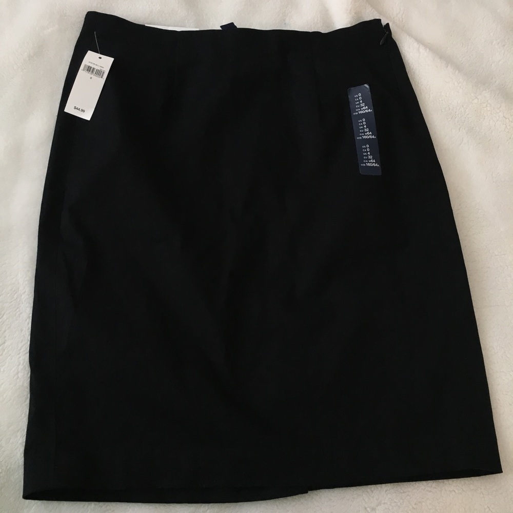 NWT Black Gap Pencil Skirt Size 0